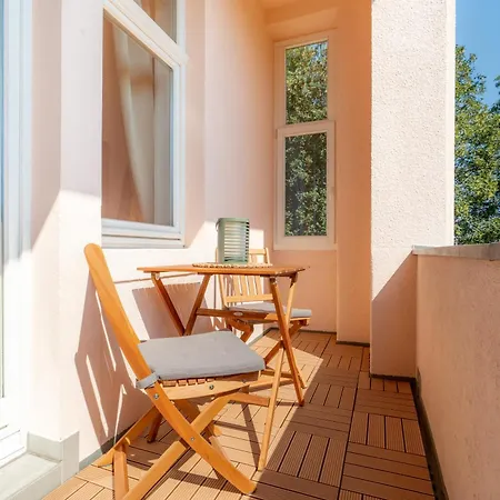 Cozy With Cinema & Balcony Apartamento