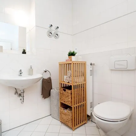 Apartamento Cozy With Cinema & Balcony Dresden