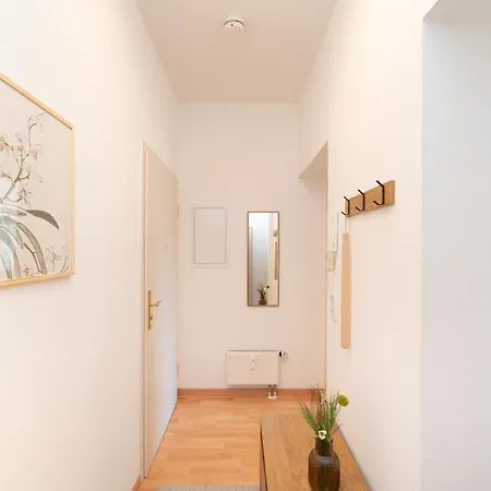 Apartamento Cozy With Cinema & Balcony Dresden
